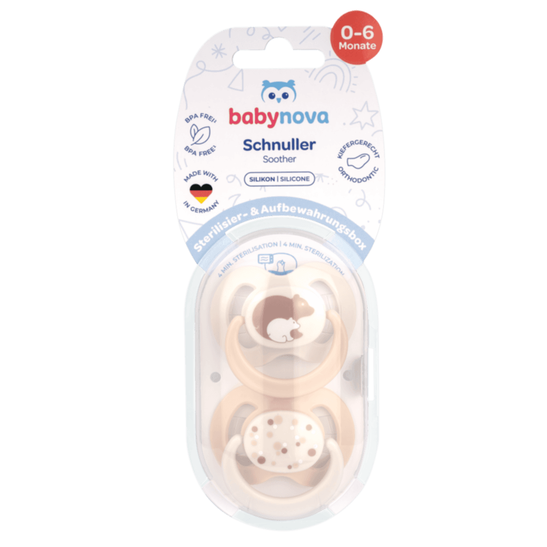 Baby Nova - მატყუარა წაკვეთილთავიანი სილიკონის 2ც. + სტერილიზატორი 0-6 თვე