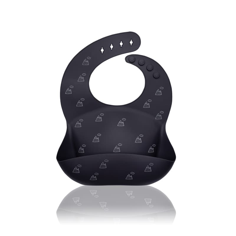 PETITE&MARS წინსაფარი სილიკონის Sam, რუხი მთები, 6 თვიდან